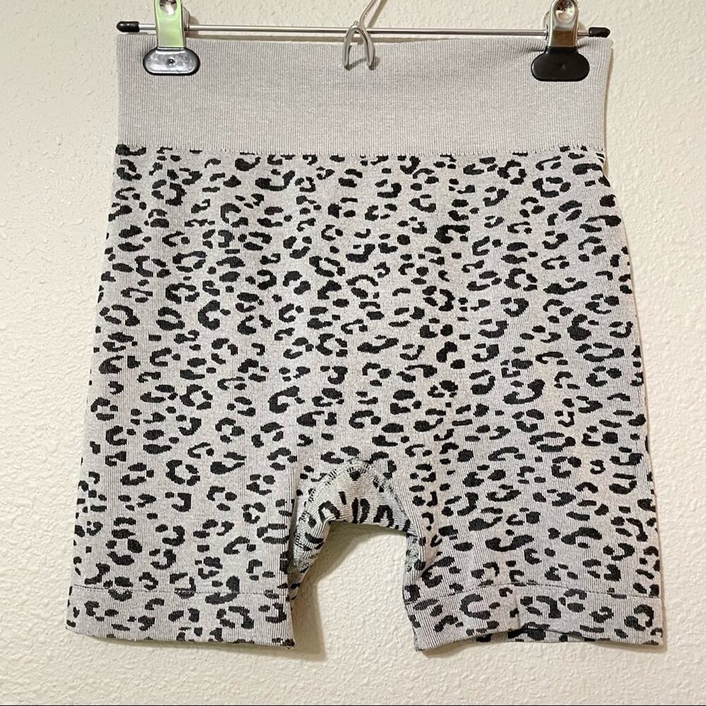 LOFT Gray and Black Leopard-Print Bike Shorts